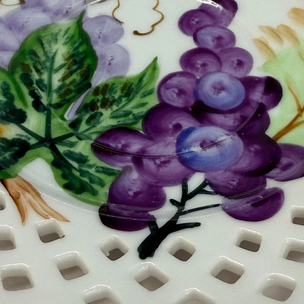 Hand Painted Porcelain Grape Tea Cup and Saucer Set NW-C102A Reticulated Lattice